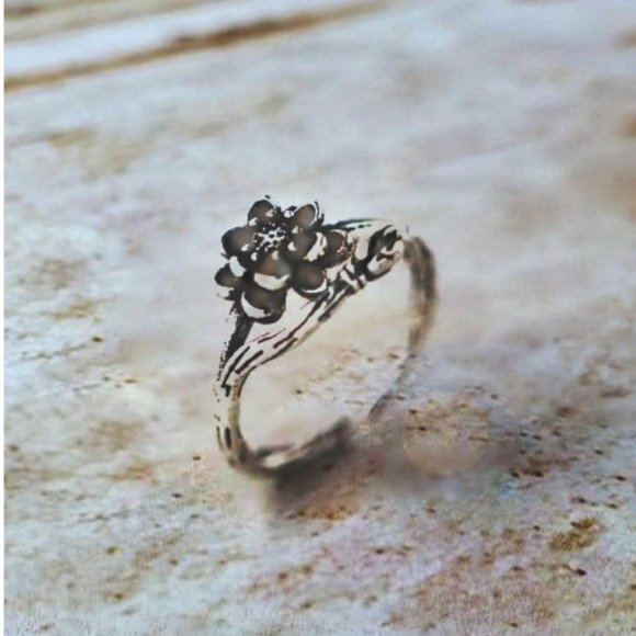 Antique Sterling Silver Lotus Flower Ring Cute - Picture 2 of 9